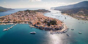 port-piraeus-in-athens.jpg