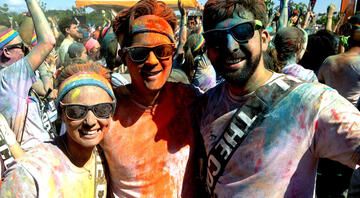 students celebrate holly in new york