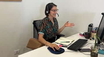 santiago chile online internship female student headset
