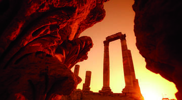 sunset shot roman ruins jordan