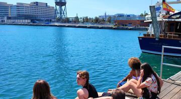 barcelona spring lake sunny day