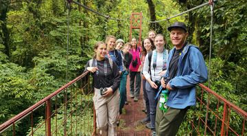 monteverde students bridge abroad