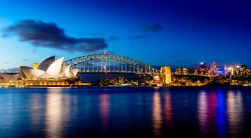 sydney-harbor-bridge-opera-house-night
