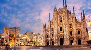 milan-italy-building-at-night.jpg
