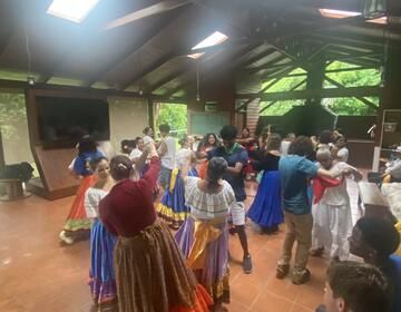 Students learn a traditional Costa Rican dance!