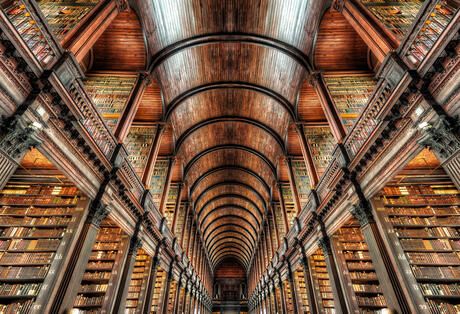 dublin-trinity-library-up