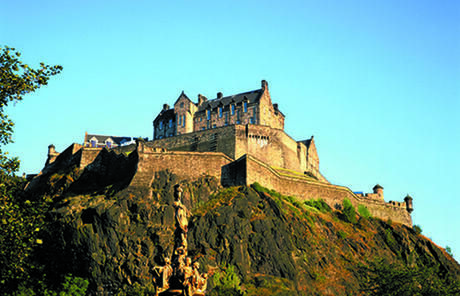 castle in edinburgh scotland