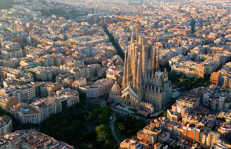 aerial view la sagrada familia barcelona spain