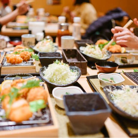 tokyo-meals-traditional-plates