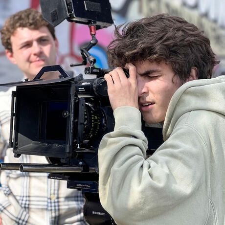 prague-student-with-camera