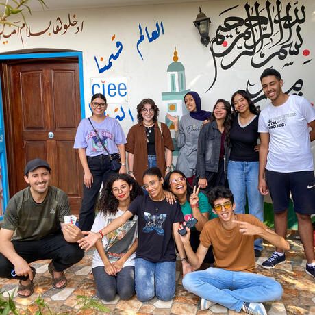 rabat-large-student-group-posing-ciee-center-entrance