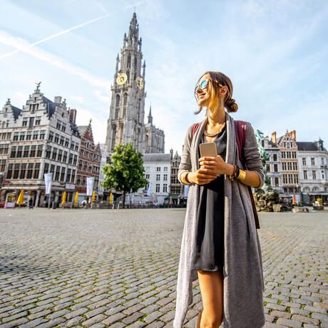 brussels-woman-great-market-square-antwerp
