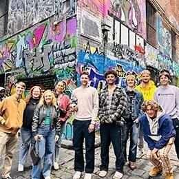 melbourne-large-student-group-hosier-lane-graffiti-wall