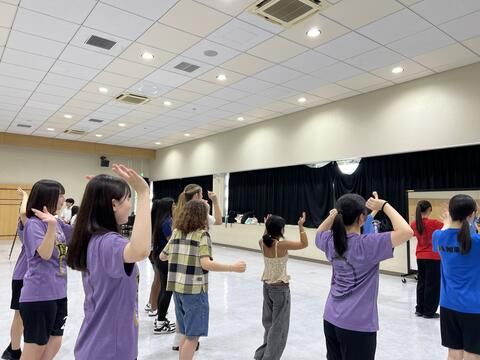 CIEE Students participating in club activities (dance)
