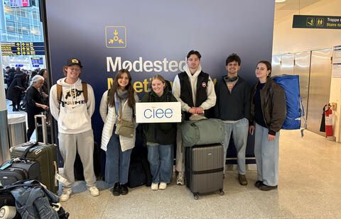 copenhagen abroad students arrive airport