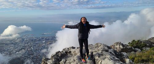 hssa cape town student on mountain
