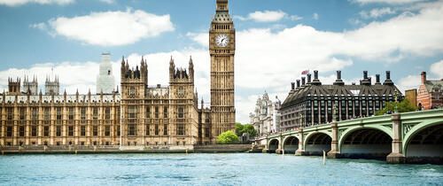 London Big Ben by river