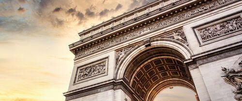 paris arch famous roundabout