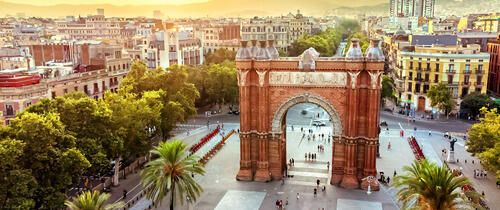 barcelona archway street sunny