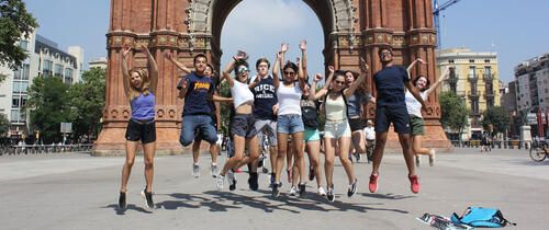 hssa barcelona arc students jump