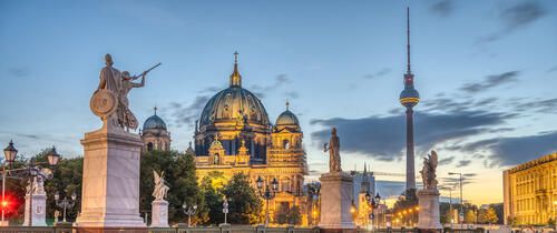 berlin-cathedral-tv-tower-sunset
