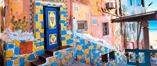 rabat-colorful-door-alleyway