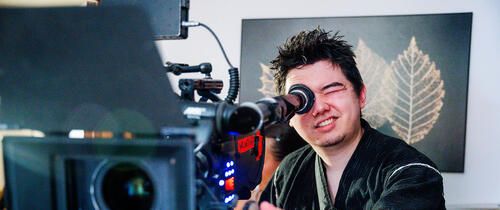 prague-student-behind-camera
