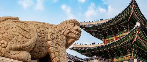 seoul-haetae-statue-gwanghwamun-gate