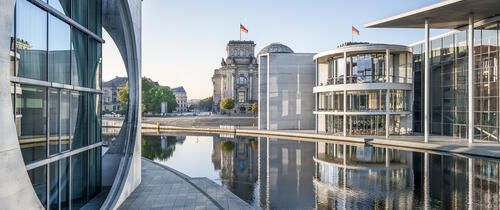 berlin-government-buildings-sunrise