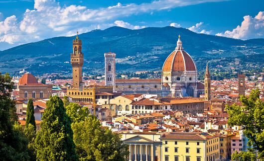 Florence skyline Duomo mountains