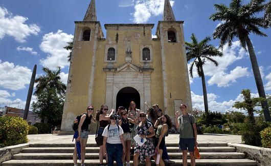 yucatan_merida-church.jpg