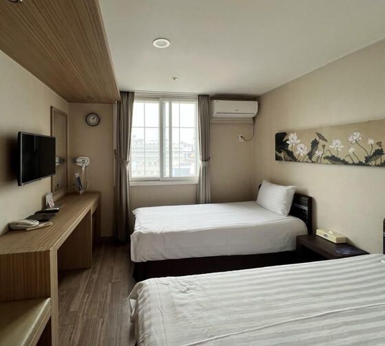 seoul housing intern double room