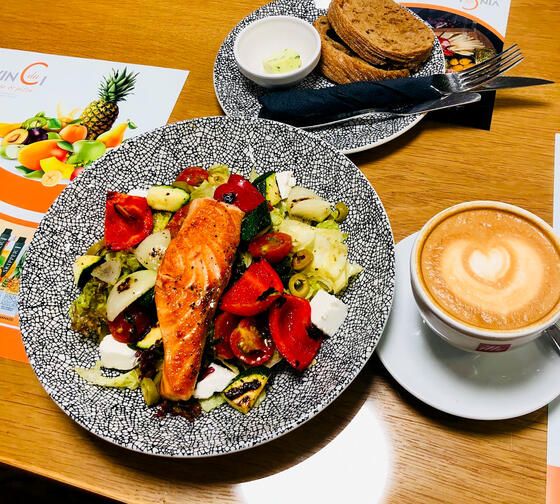 tallinn food salmon dish with latte