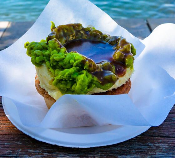 sydney-meals-meat-pie