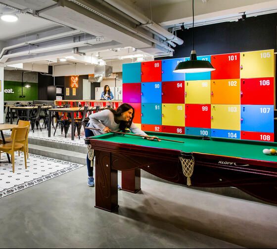 sao-paulo-housing-25-pool-table.jpg