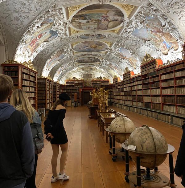 strahov library in prague student trip