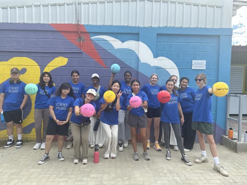 We donated colorful volleyballs, basketballs, and soccer balls and wrote inspiring English words on them.