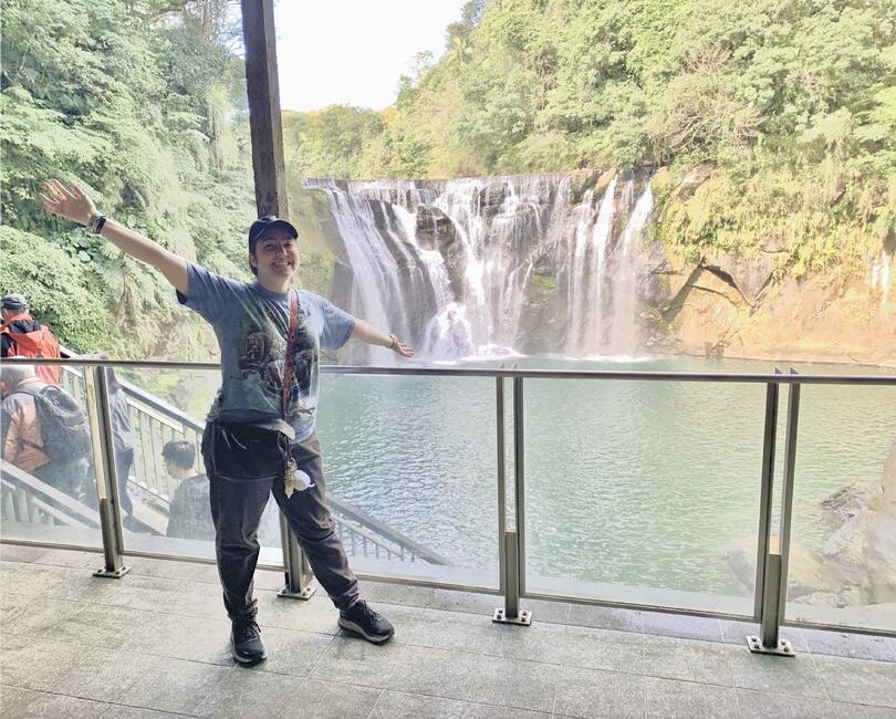 The beautiful Shifen Waterfall. 