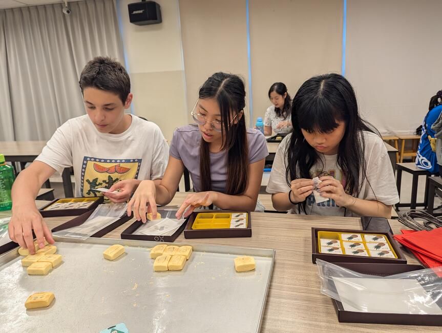 Final Step: Wrapping up the pineapple cakes.