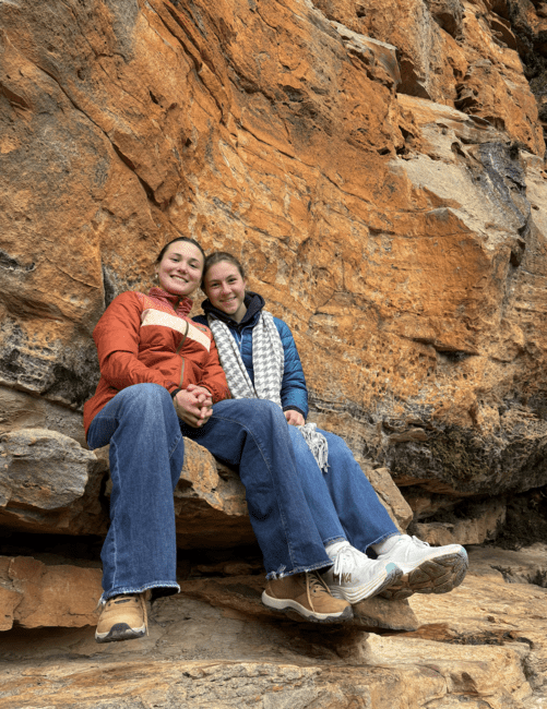 Friends in the Blue Mountains