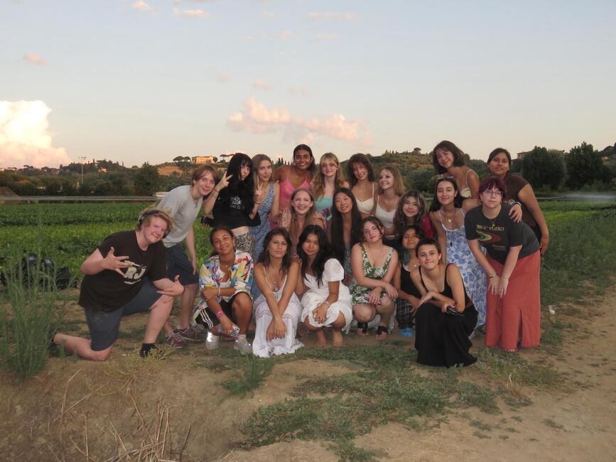 HSSA students posing for a group photo together in Florence
