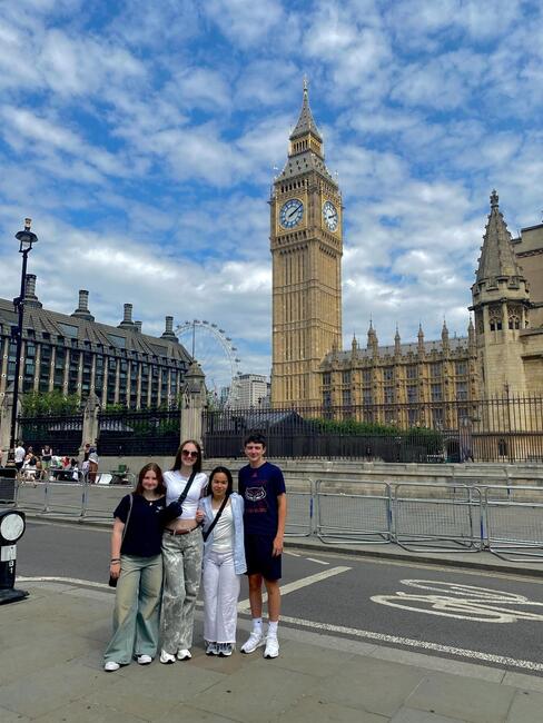 students at big ben