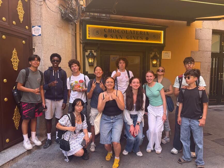 Students in front of Chocolateria San Gines