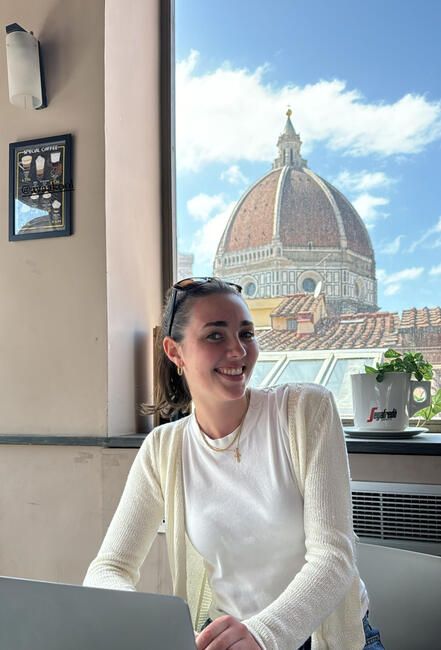 florence-italy-studying-at-biblioteca-della-oblate-rooftop-cafe-overlooking-the-duomo.jpg