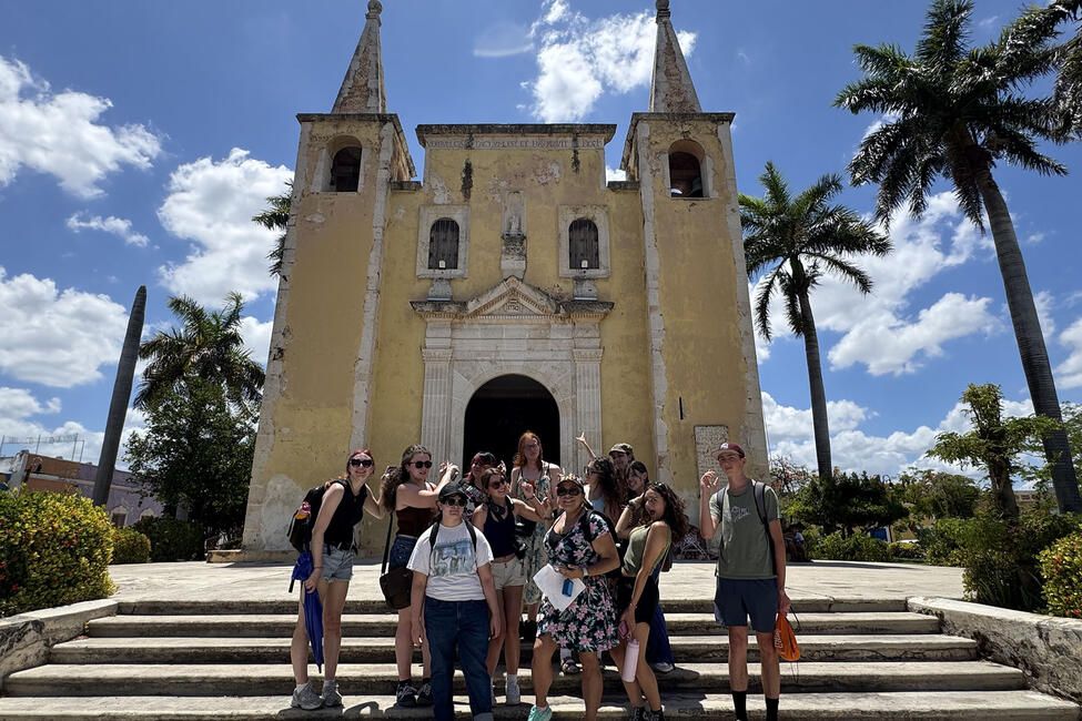 yucatan_merida-parque-de-santa-ana.jpg