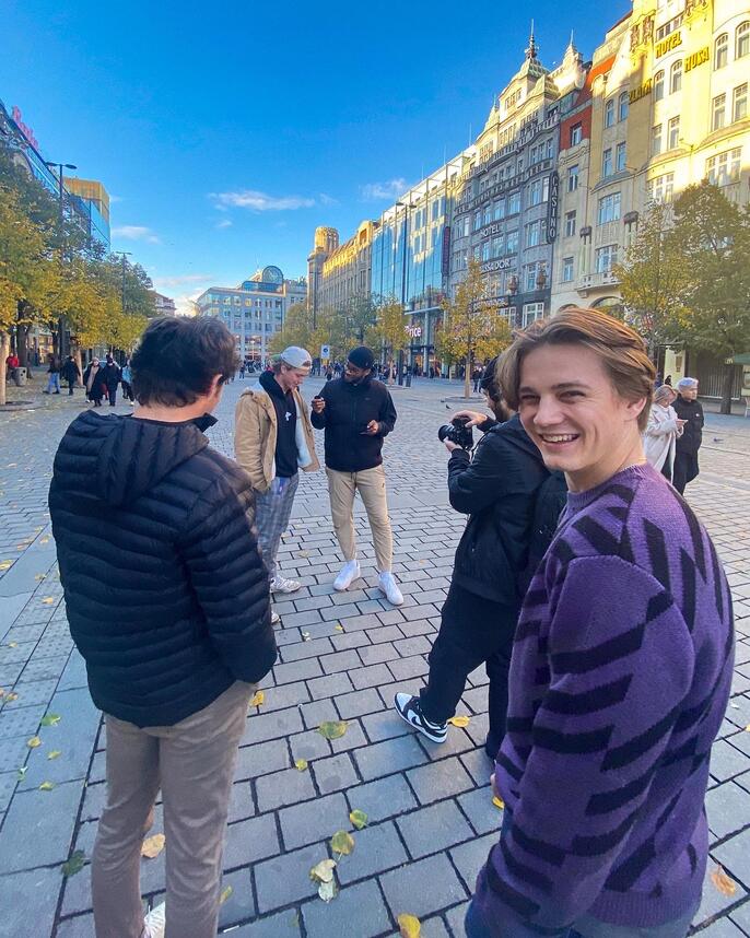 abroad students walk together