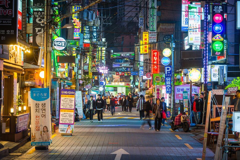 seoul-streets-at-night.jpg